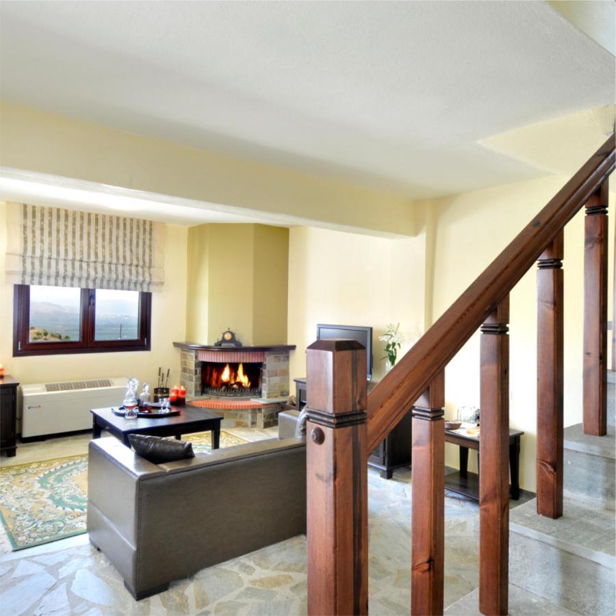 Kaimak Mountain Lodge Панагитса Экстерьер фото
